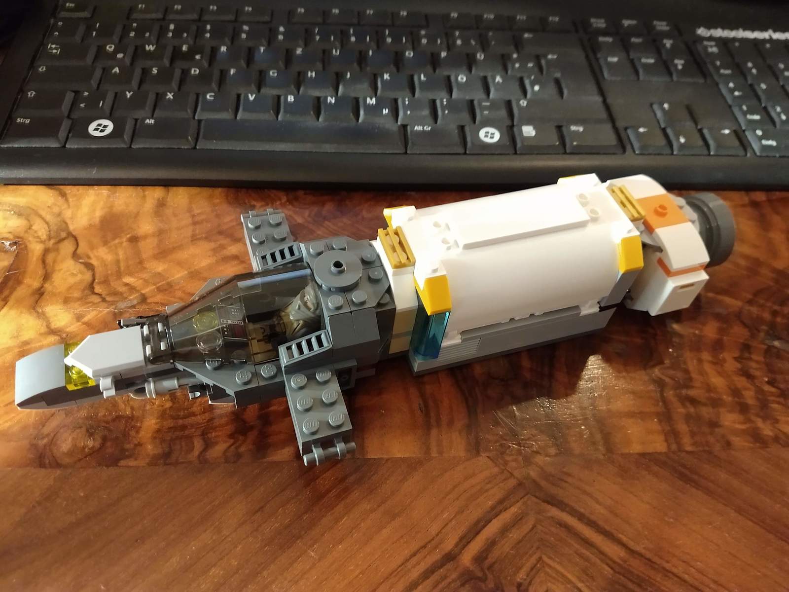 The real Dagger with a cargo pod attached